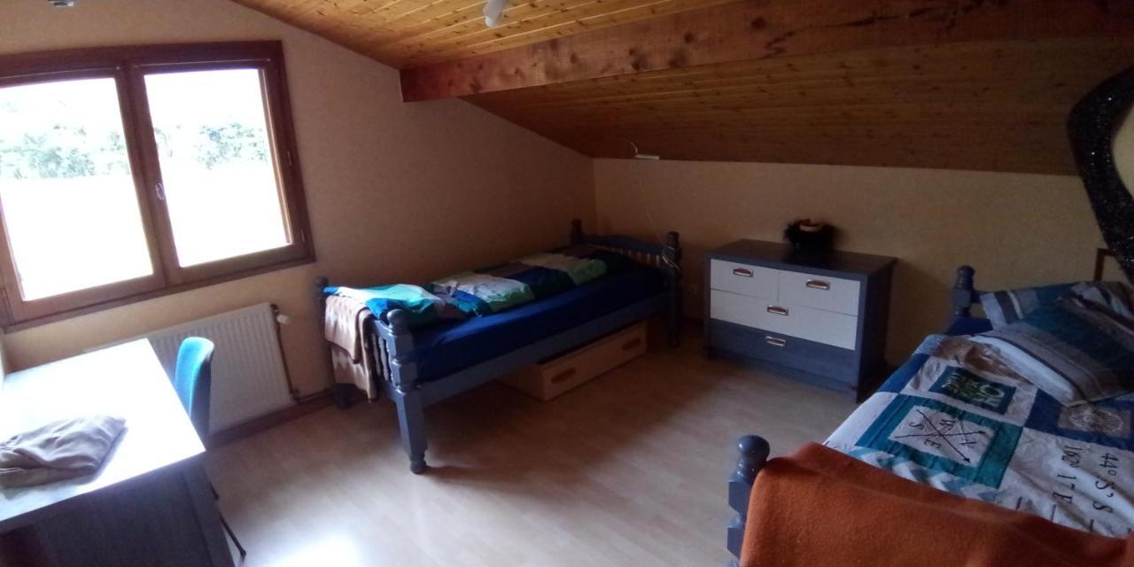 Zimmer mit Frühstück Challes-les-Eaux Exterior foto