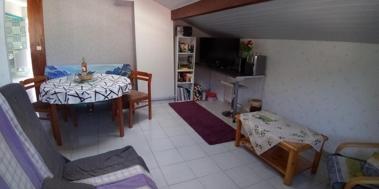 Zimmer mit Frühstück Challes-les-Eaux Exterior foto